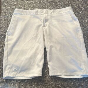 Under Armour Performance shorts size 4